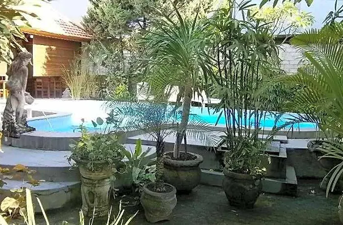 Adus Legian